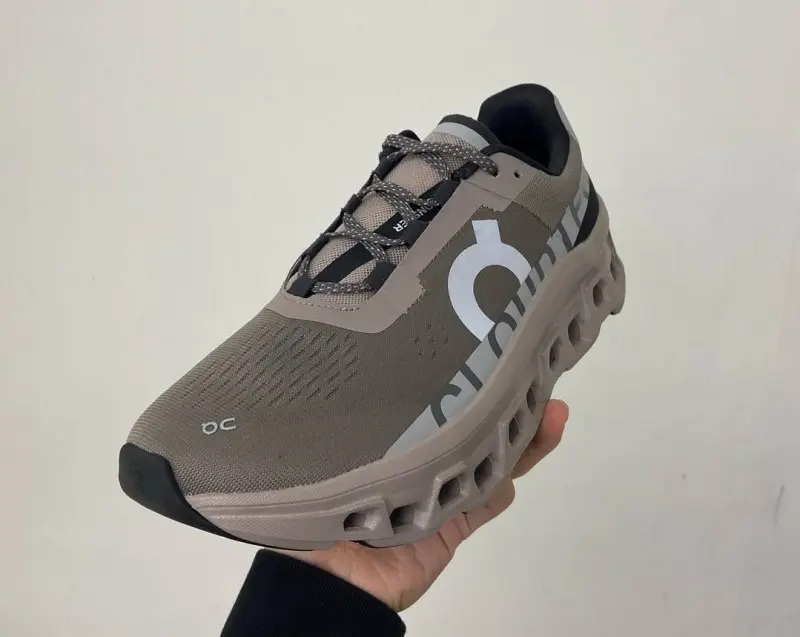 On Cloudmonsters Cinder Fog on Running - Image 2