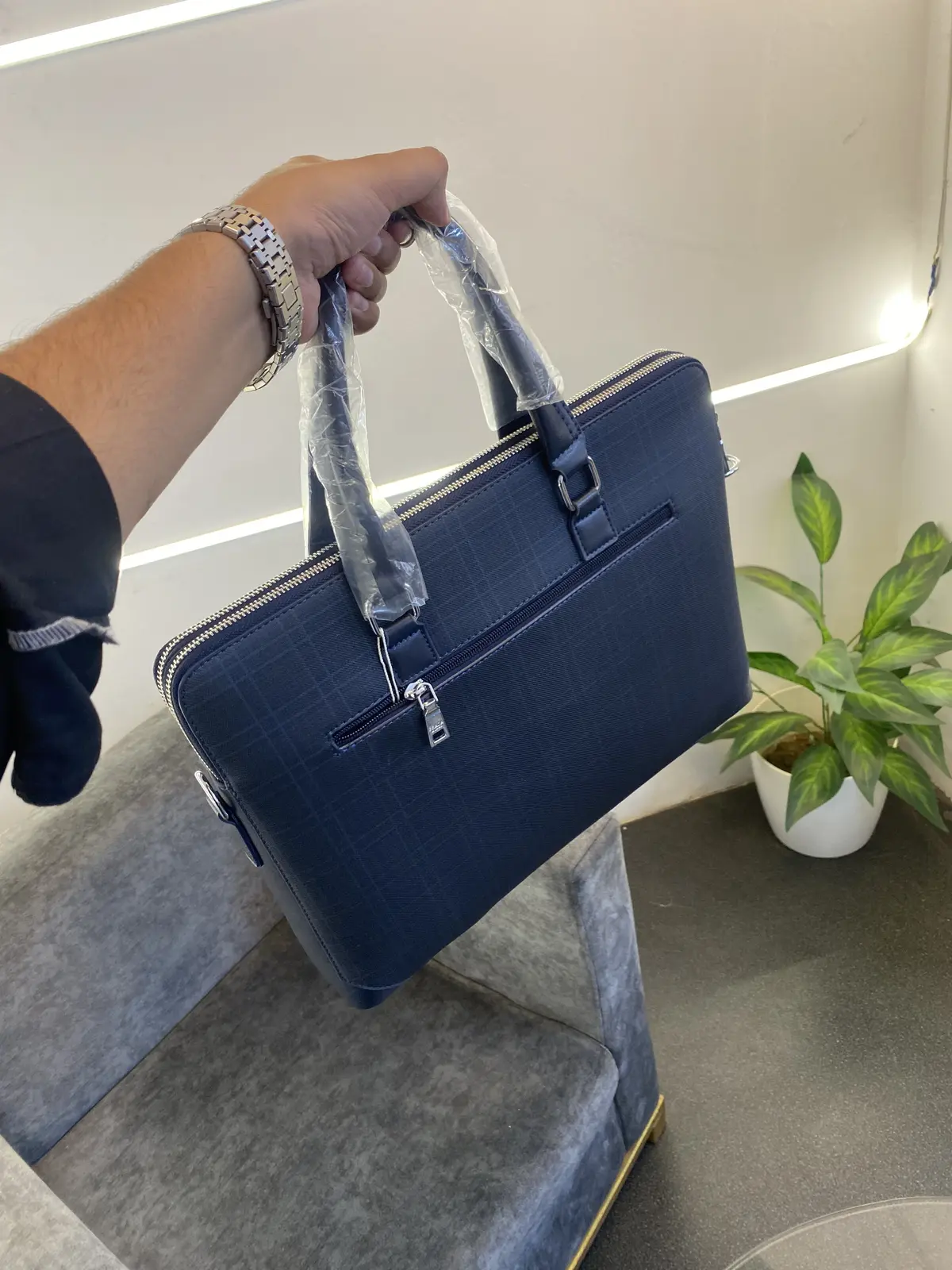 Prada Navy blue Professionauldouble zip and back zip laptop bag - Image 4