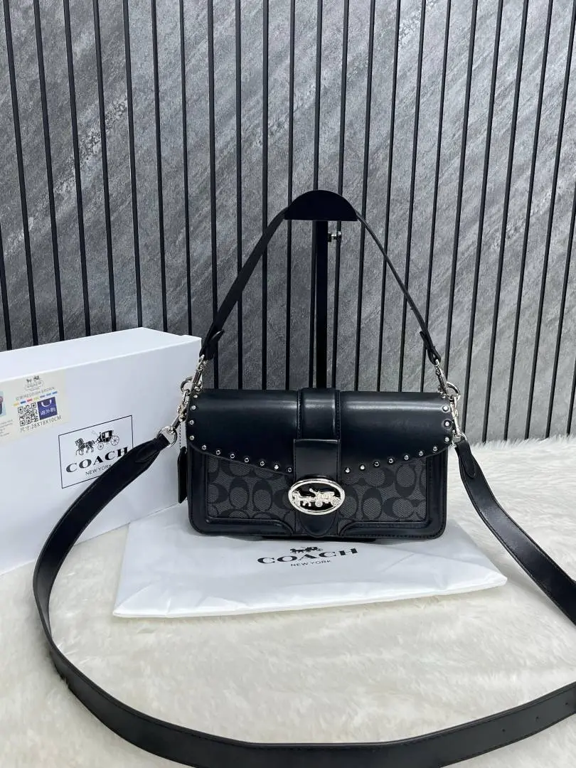 Coach Georgie ShoulderBag With OriginalBox DustCover - Image 3