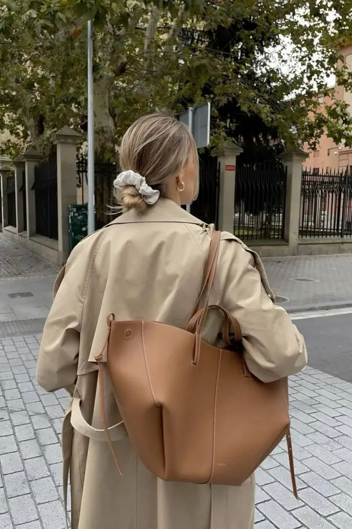 Polenne Brown Cyme Large Premium Tote With Wallet & DustCover - Image 3