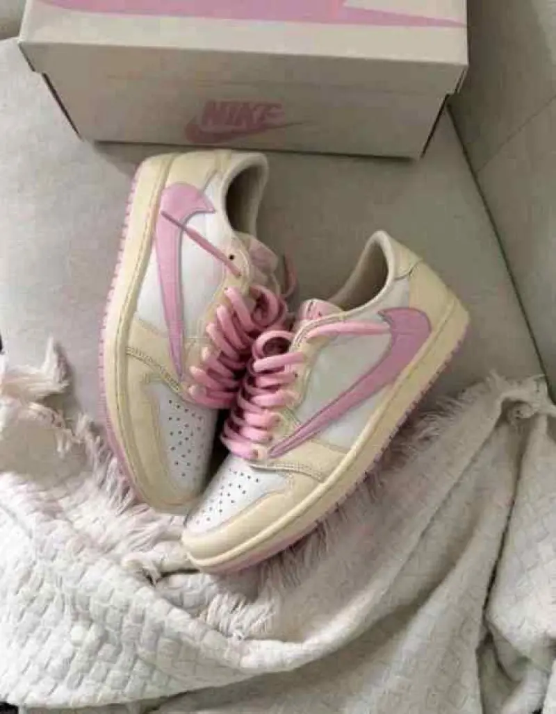 Travis Scott X Air Jordan 1 Low OG Shy Pink womens Semi Ua fix 145 - Image 3