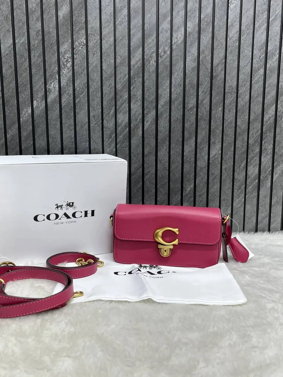 Coach Studio Baguette Hot-Pink Leather With OriginalBox DustCover Tags - Image 5