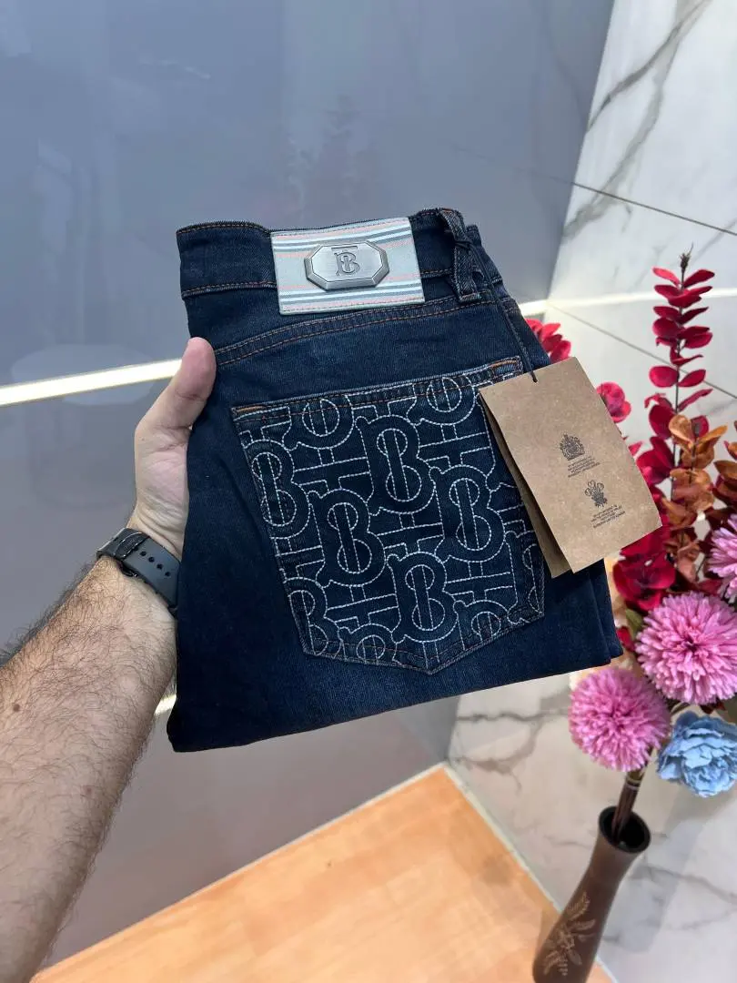 Burberry Blue Shade Imported Lycra Slim Fit Ankle Lenght Denim with Embroidered Logo 3011