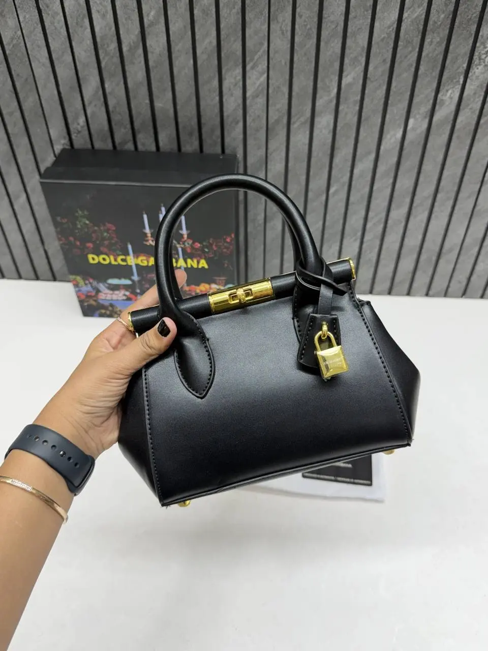 Dolcce & Gabbana 9026 Mini MarleneBlack With Original Box & DustCover - Image 7