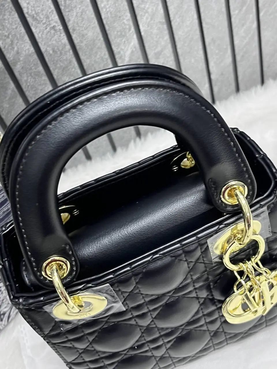Dior Lady Medium Handbag With OriginalBox DustCover - Image 4