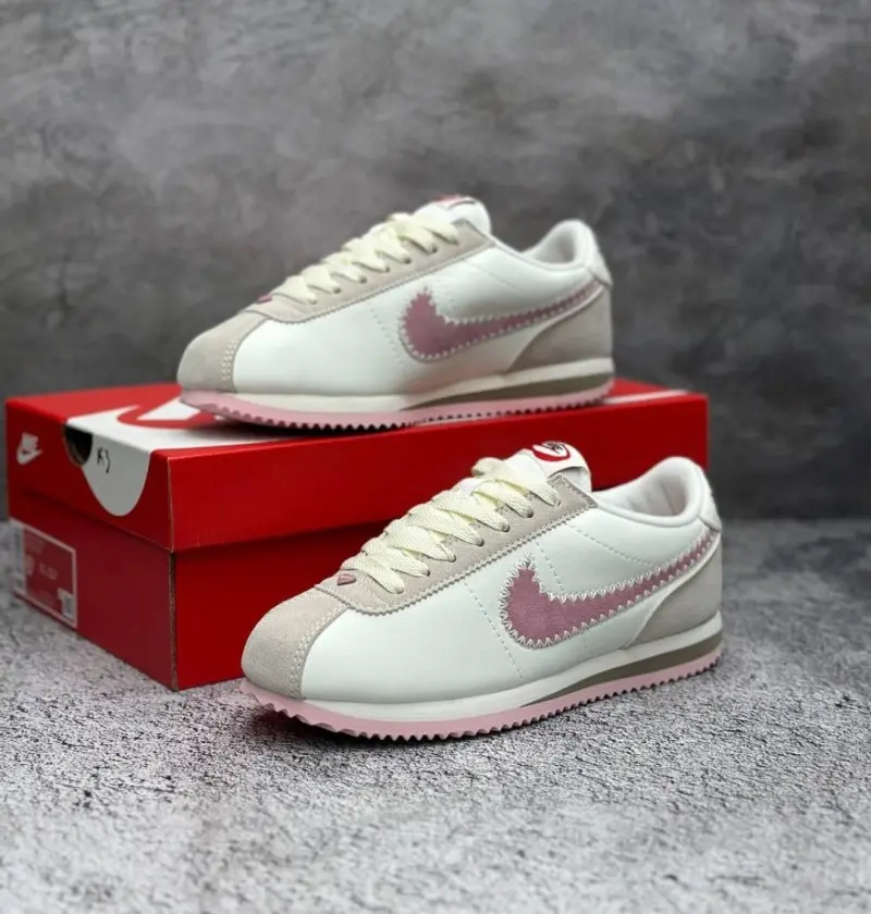 Nike cortez valentine s day - Image 4