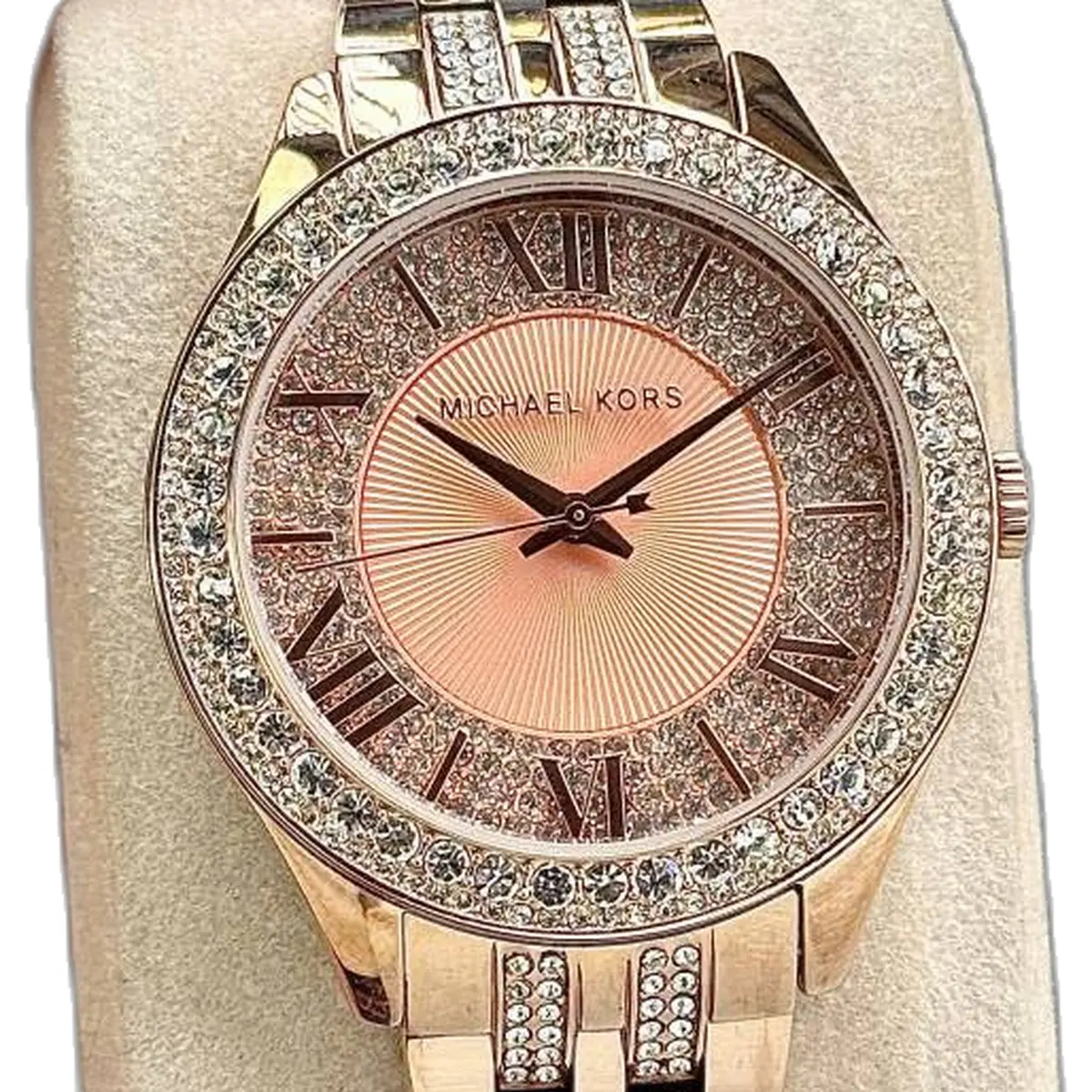 Michael kors Harlowe Quartz Crystal Rose-Gold - dial close-up