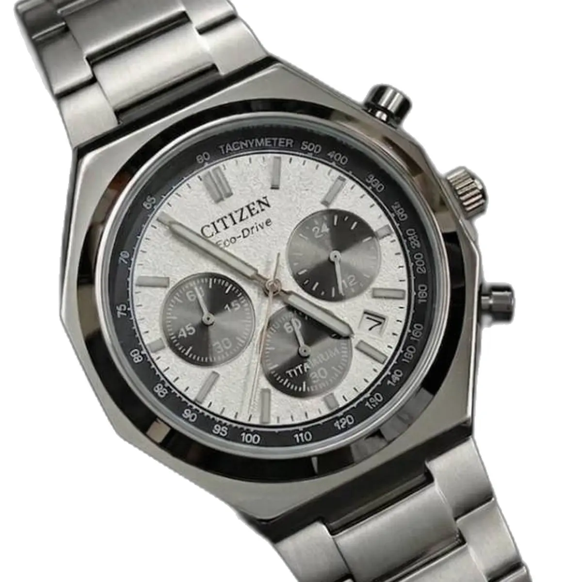 Citizen Zenshin Chrono Super Titanium - dial close-up
