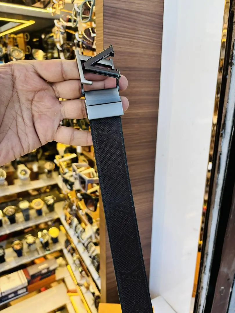 50 LV LOIUS VUTTON PREMIUM QUALITY REVERSIBLE BELT - Image 3