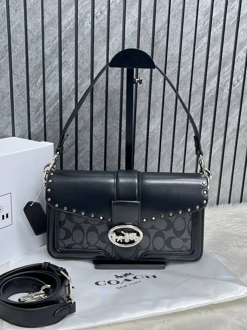 Coach Georgie ShoulderBag With OriginalBox DustCover - Image 2