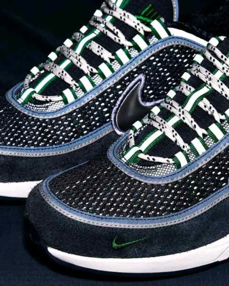 UNDEFEATED Nikkee x Air Zoom Spiridon Thunder Blue - Image 7