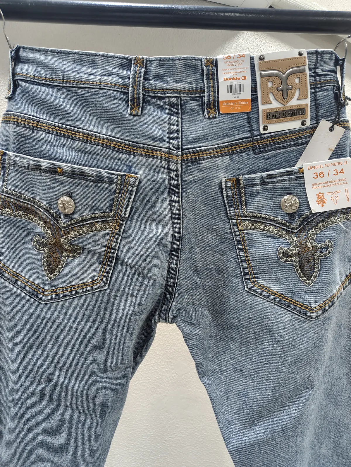 TRUE RELIGION IMPORTED STORE ARTICLE JEANS - Image 2