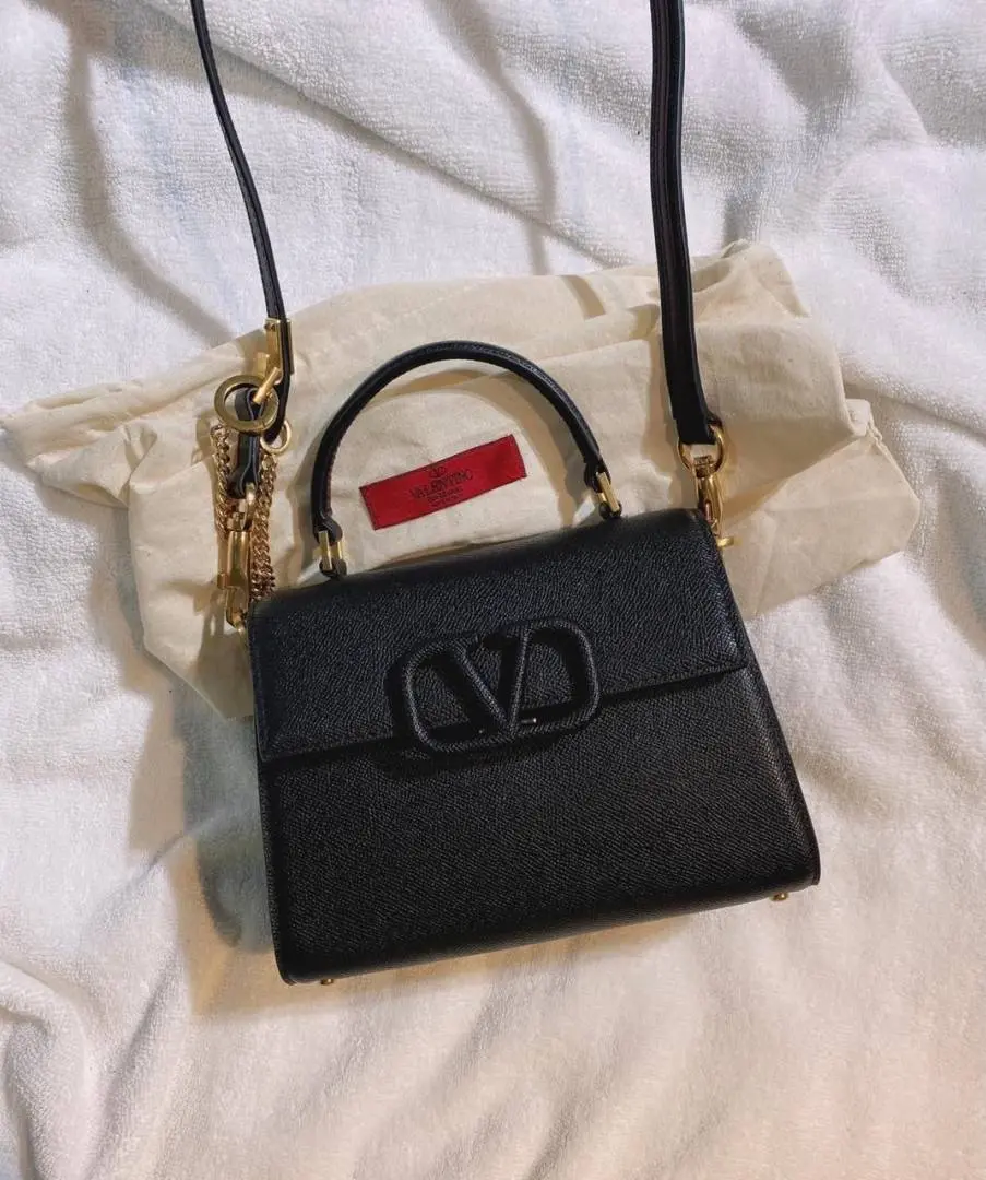 Valentynoo Black VSling TopHandle ShoulderBag With dustCover