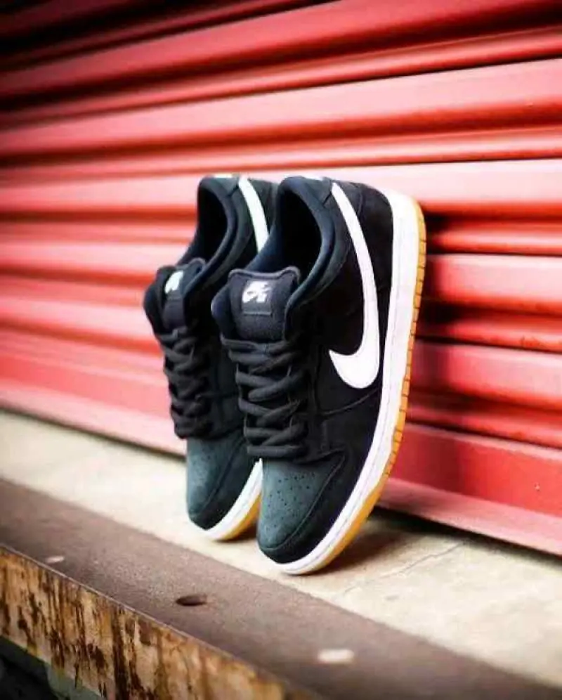 Nike sb dunk low black gum - Image 4