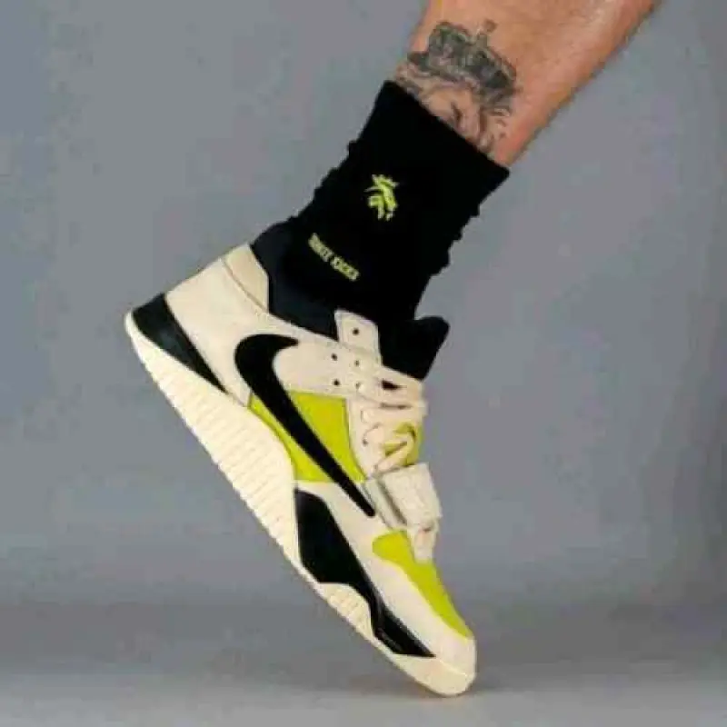 Travis Scott X Jordan Jumpman Jack Trainer Bright Cactus - Image 4