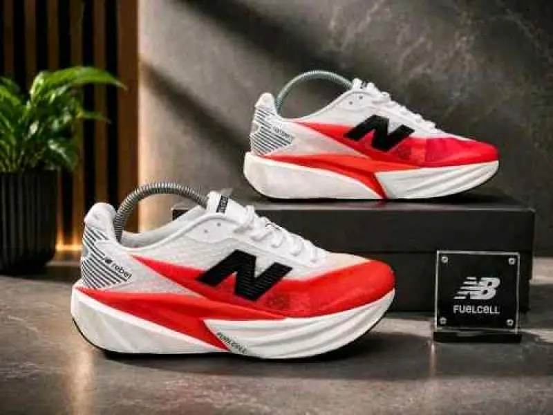New Balencee FuelCell Rebel V5 Urgent Red 112 - Image 8