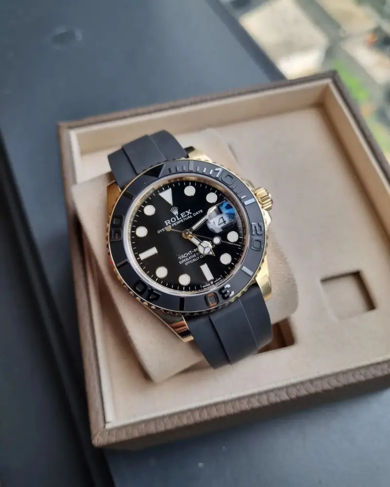 Rolex Oyster perpetual Yachmaster Automatic Gold - Image 4