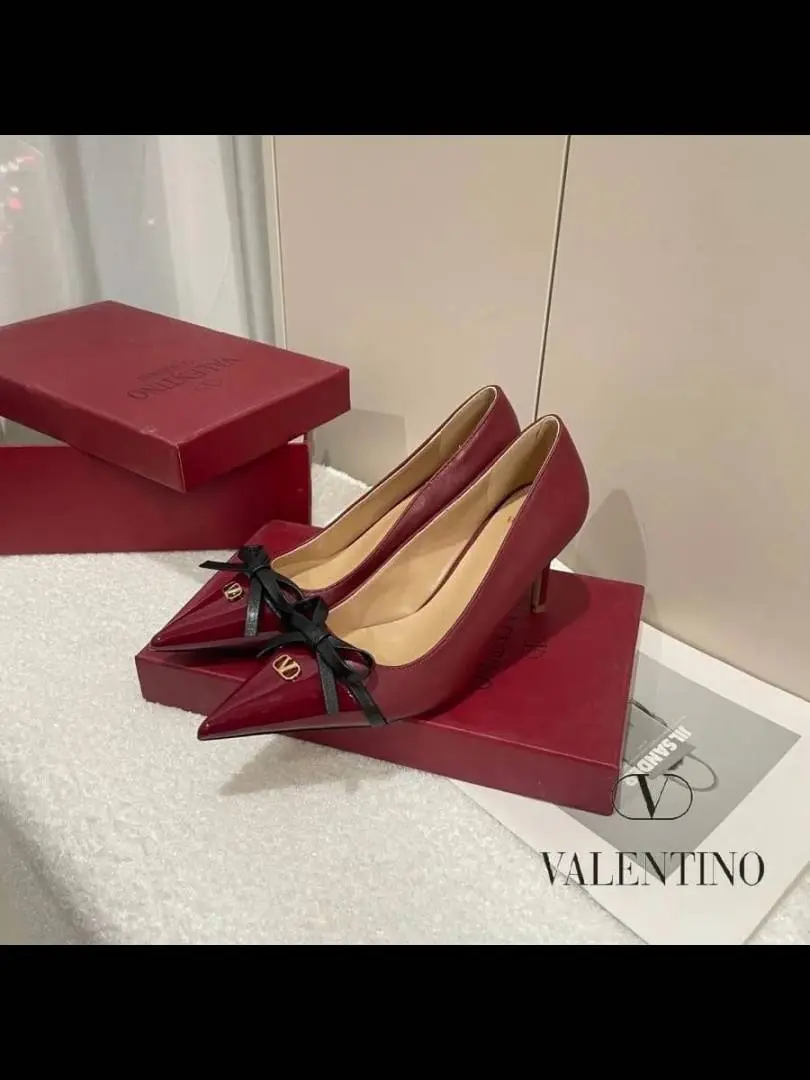 Valentino Pump Heel Elegant Womens Wine Patent Leather With Black Knot With OG Box & Carry Bag 933-V9 Wine - Image 3