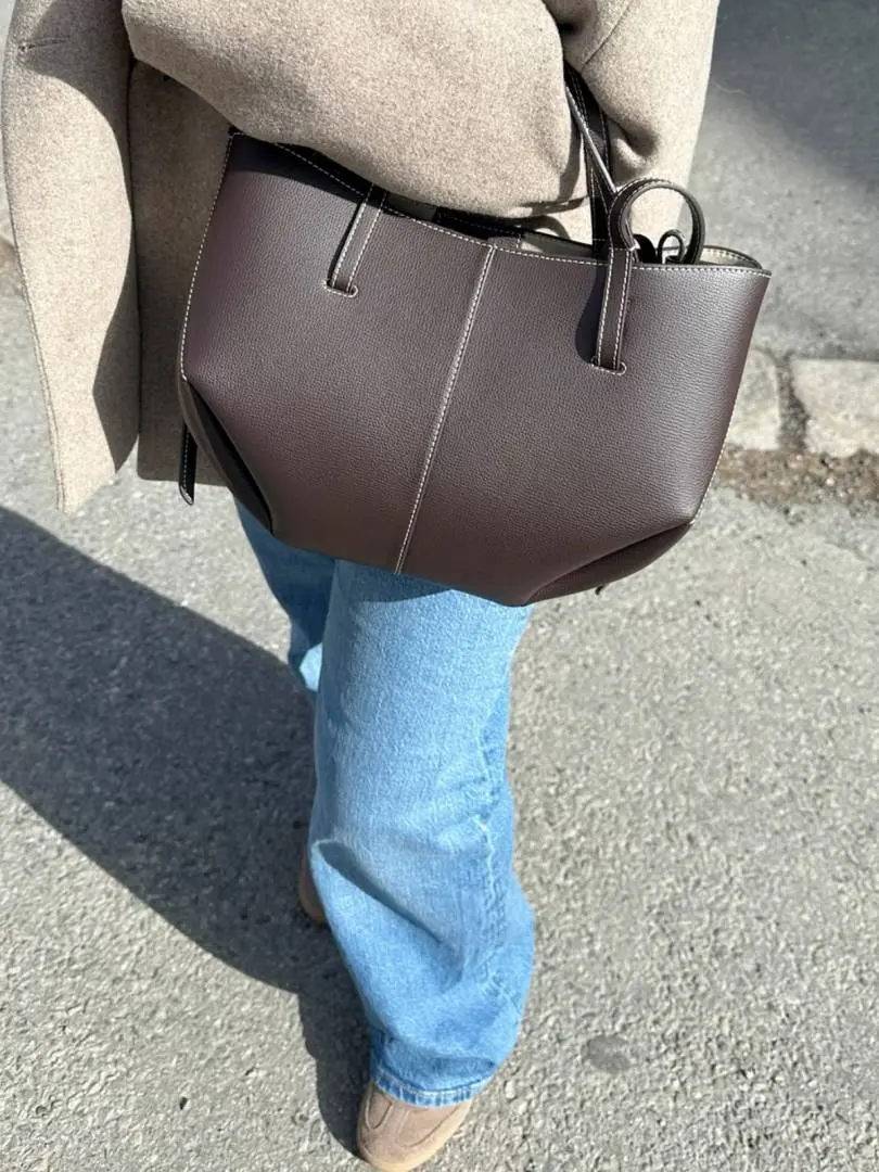 Polenne Eboney Dark Coffee Cyme Large Premium Tote With Wallet & DustCover - Image 5