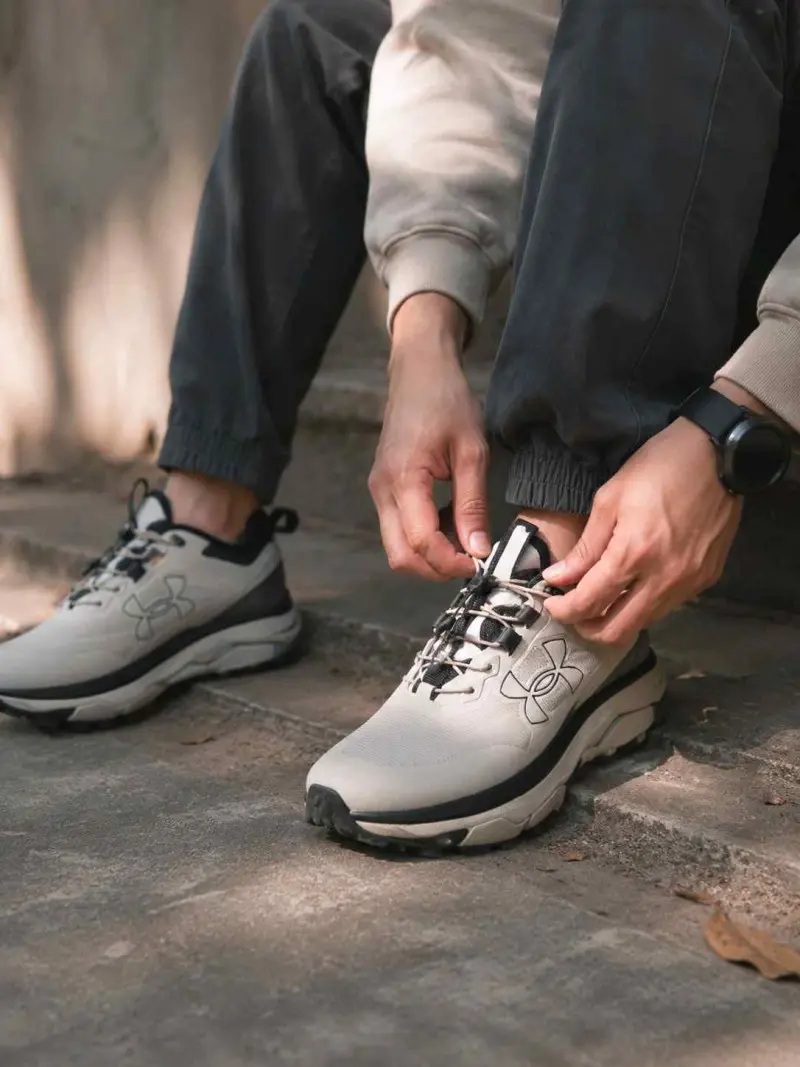 Under Armorr Charged Bandit Trail 2 Beige & Black 2573 - Image 4