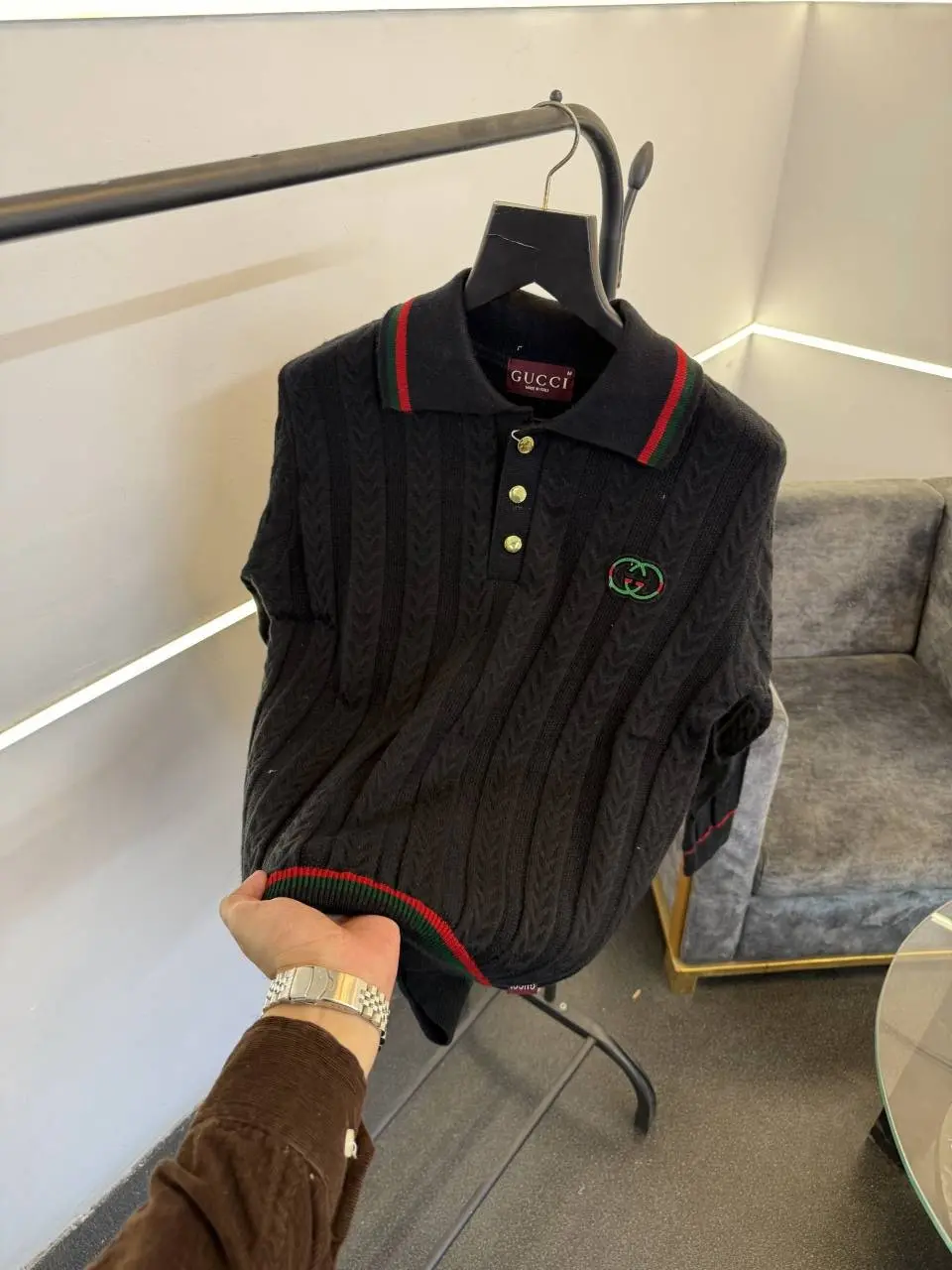 Gucci black knitted imported sweatshirt with brand button and logo on chest - Image 2