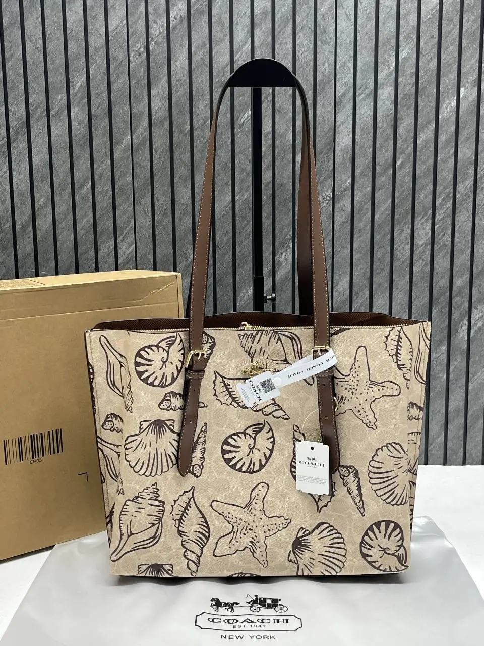 Coach Mollie Shell Edition Tote With OriginalBox DustCover SuperPremium - Image 10