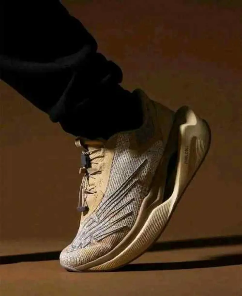 new balencee Fuel Cell Stone Island Tokyo - Image 3