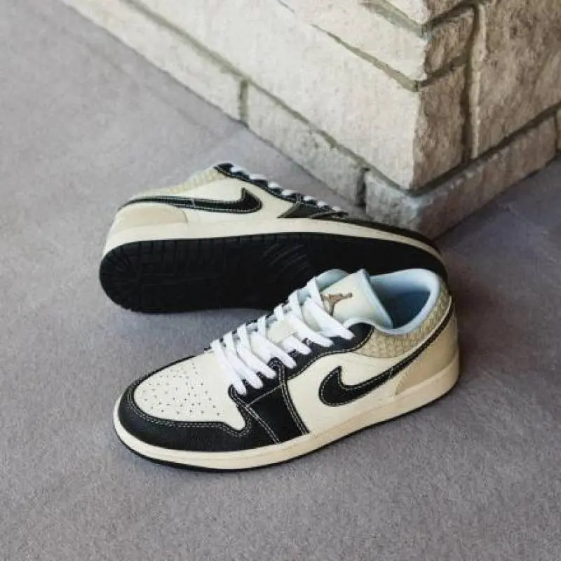 Air Jordan 1 Low SE Coconut Milk Black - Image 3