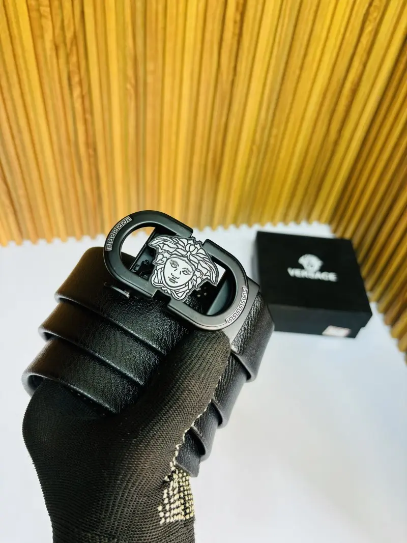 06 VERSACE PREMIUM QUALITY AUTOMATIC LOCK BELT WITH BOX