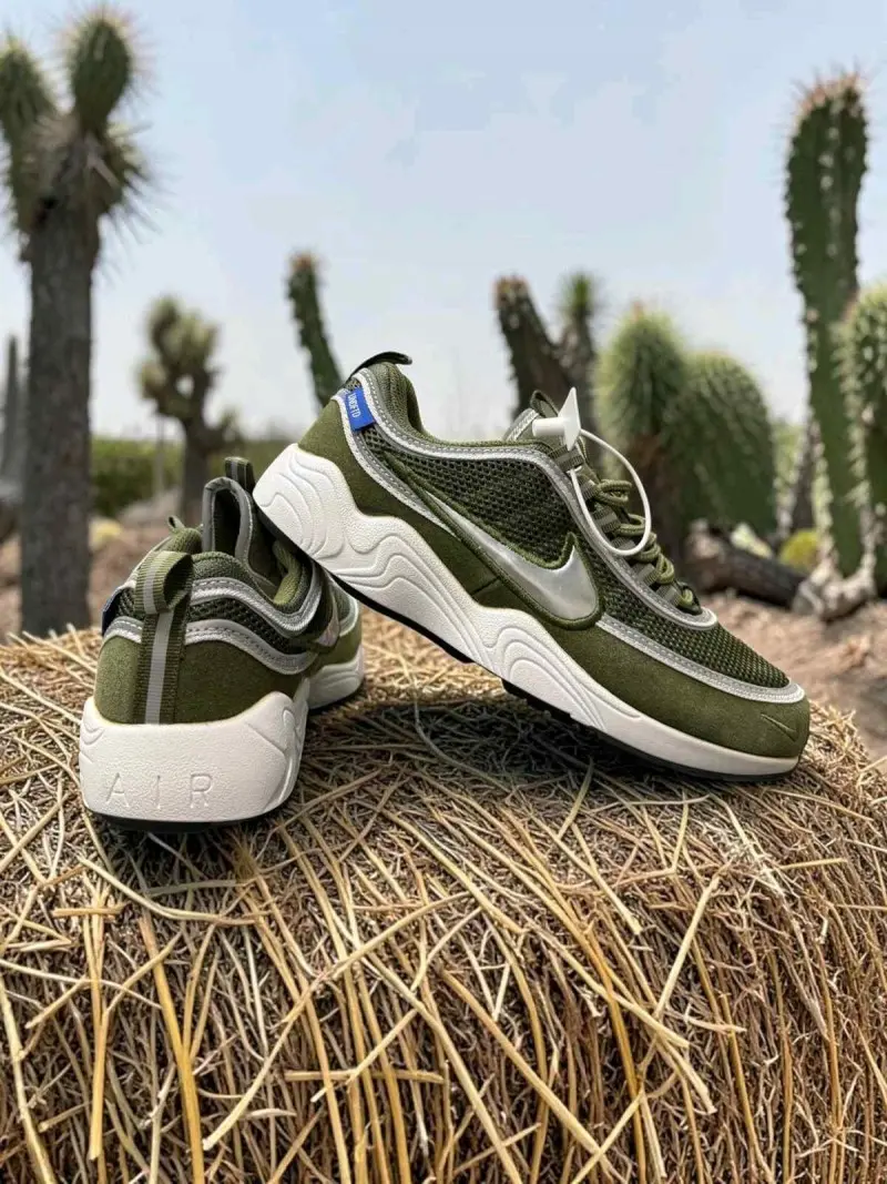 UNDEFEATED Nikkee X Air Zoom Spiridon white And Green - Image 4