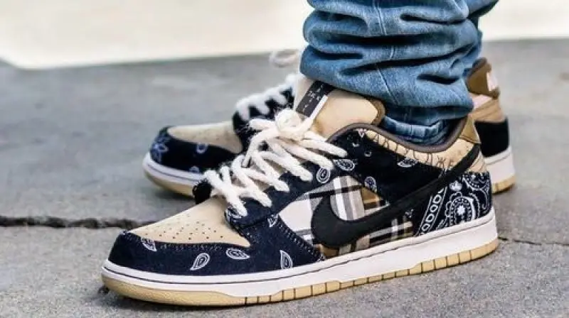 Nike Sb Dunk Low Travis Scott Bandana Semi UA - Image 4
