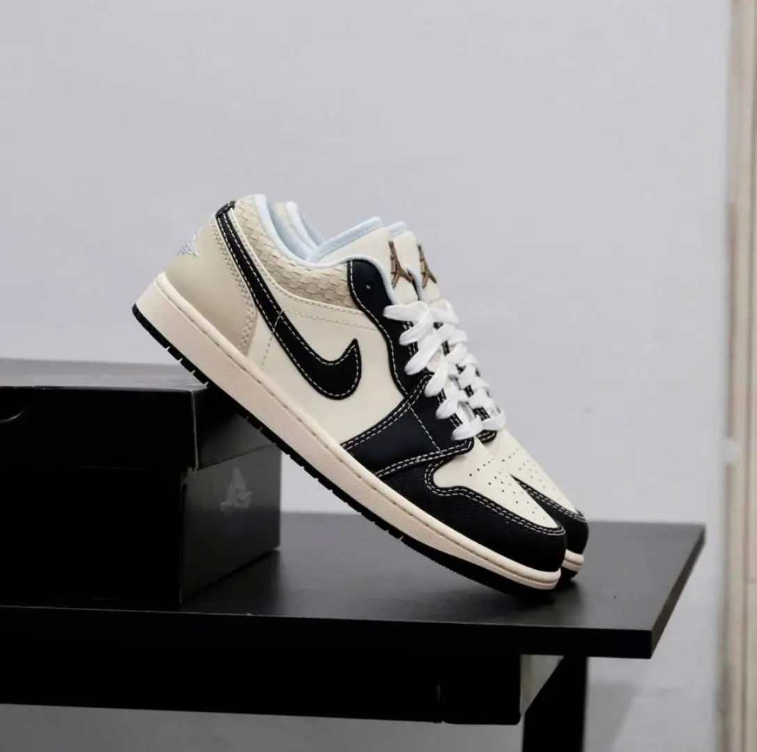 Air Jordan 1 Low SE Coconut Milk Black - Image 5