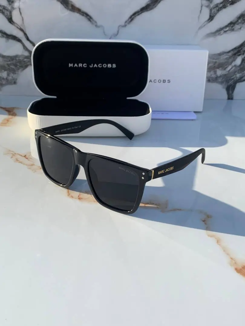 Marc jacobs 6300 glossy black - Image 4