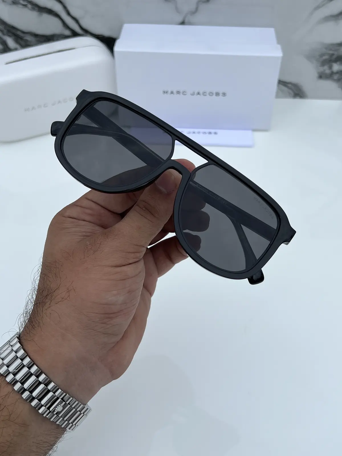 Marc jacobs 1010 full black - Image 4