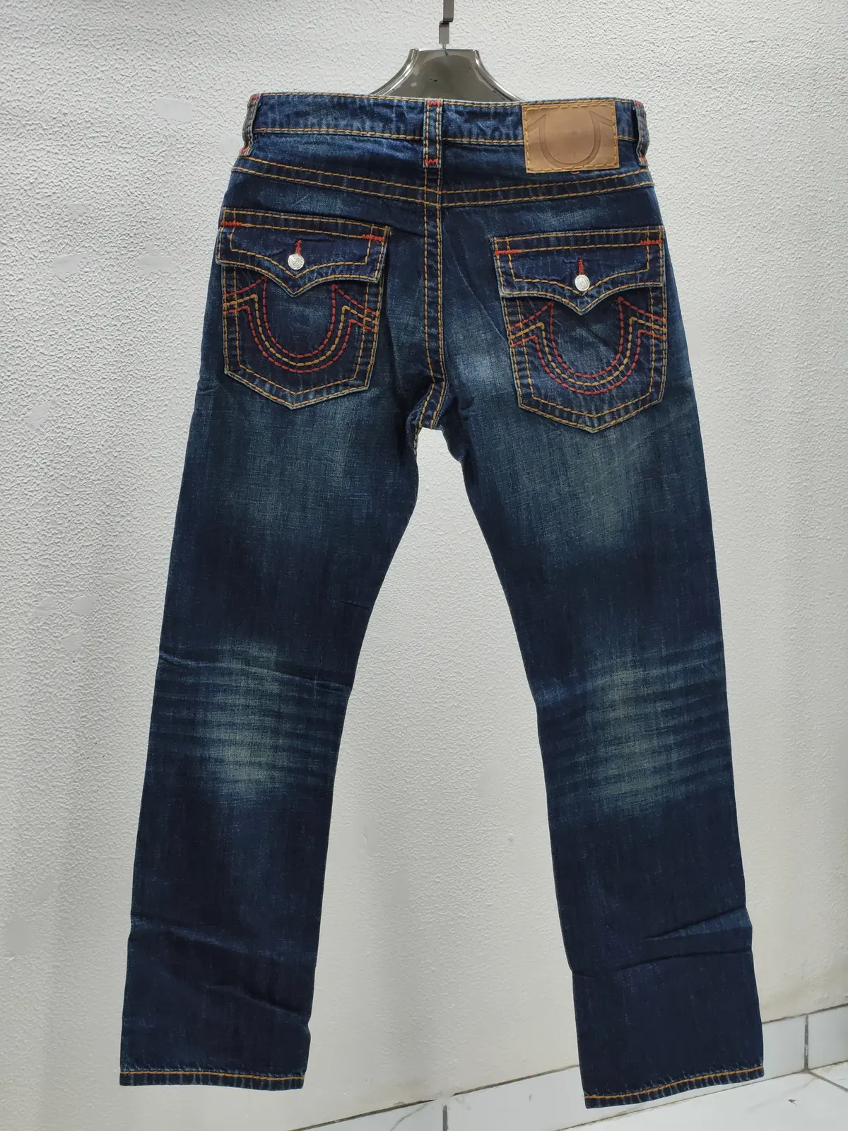 TRUE RELIGION IMPORTED STORE ARTICLE JEANS