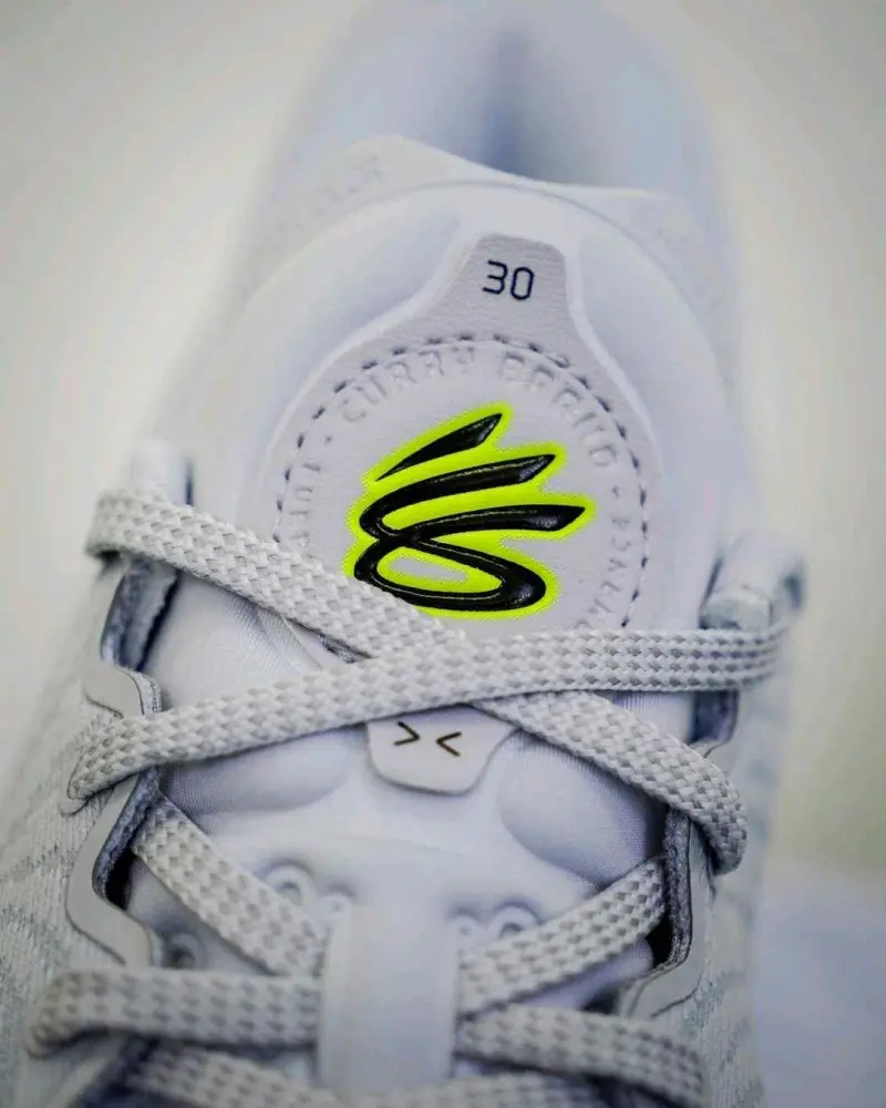 Under Armorr Curry 12 Gravity - Image 9