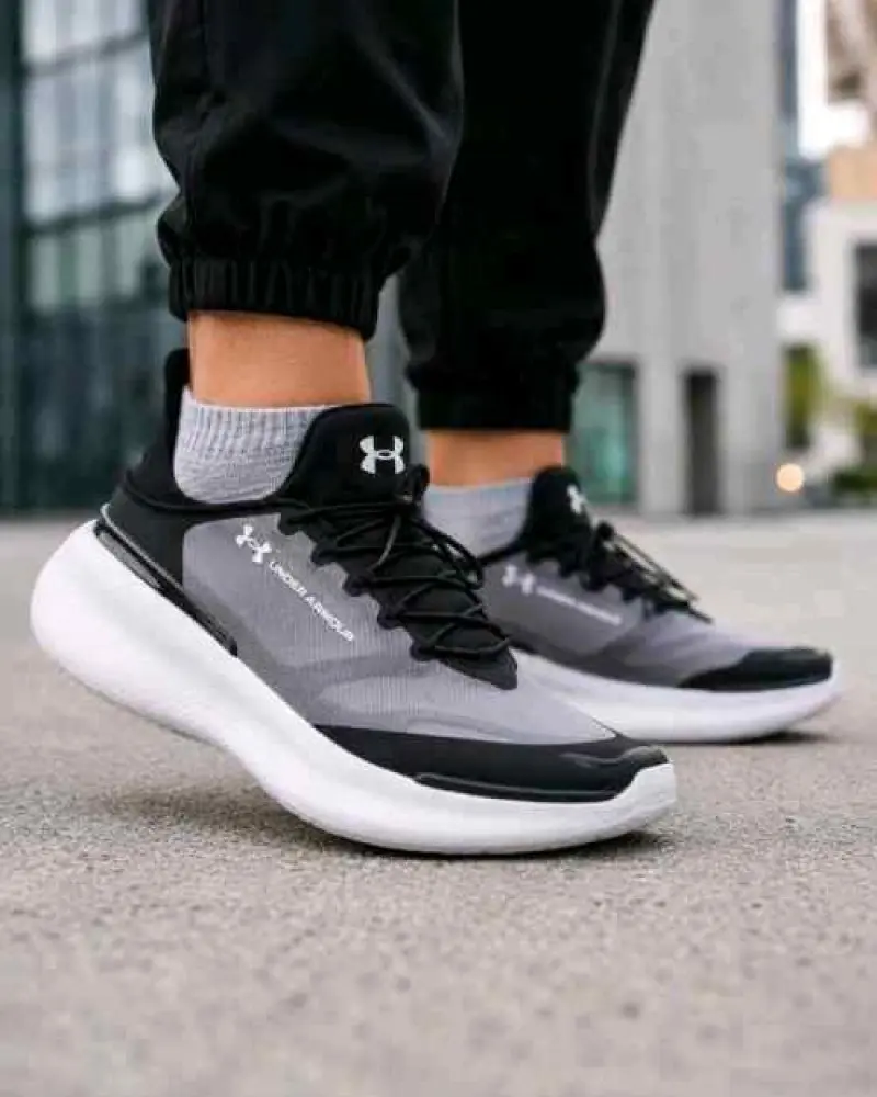 Underr Armourr Nova Slipspeed Black White 109