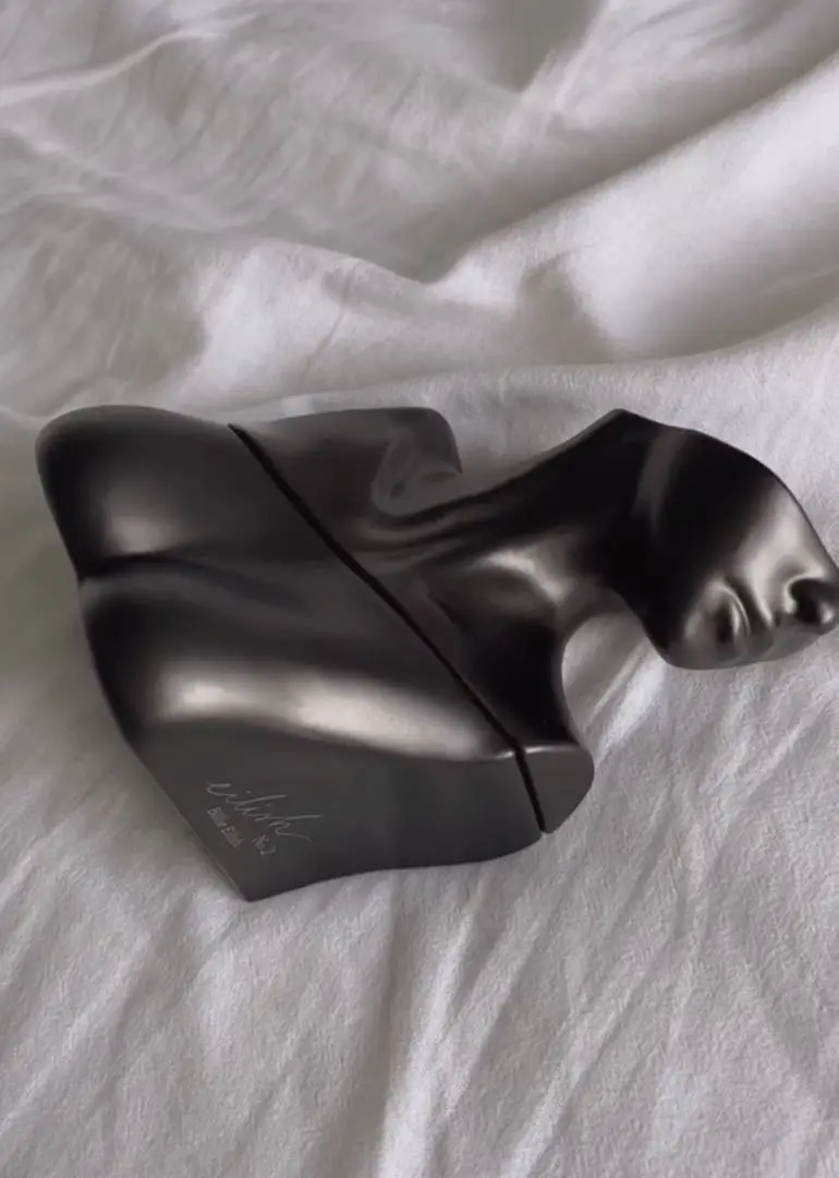 Billie Eilish Perfume Eilish No. 2 - Image 5