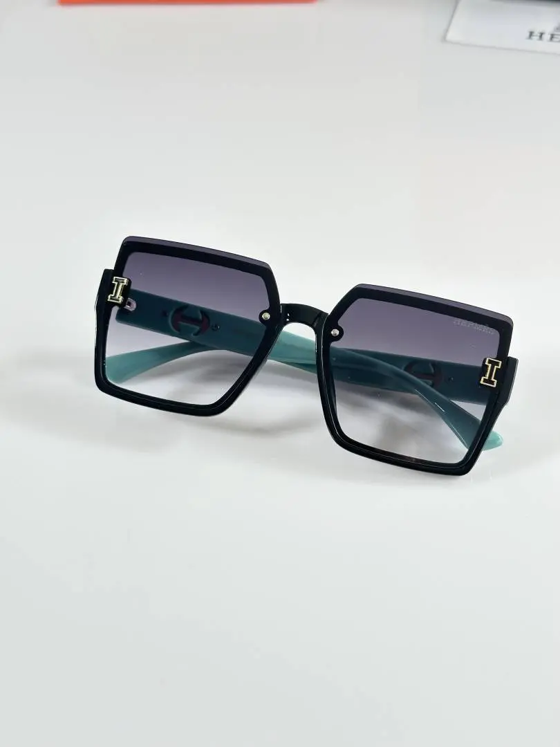 HERM WMNS 23010 Green Black DC - Image 3