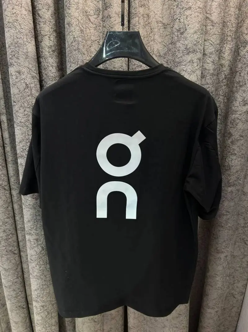 On Cloud IMPORTED STORE ARTICLE T SHIRT - Image 2