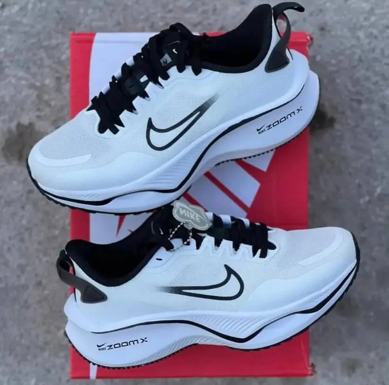 Nike Zoom Smily Pro White