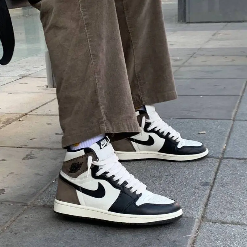 Air Jordan 1 High Mocha Suede Semi UA - Image 2