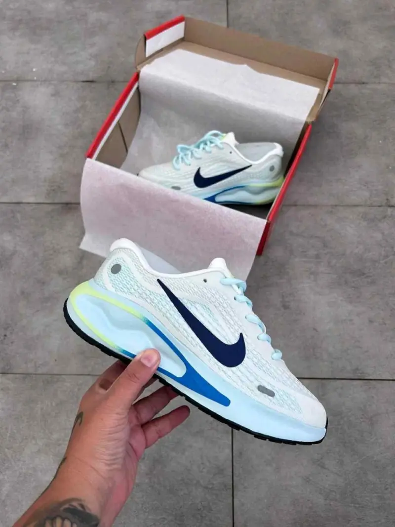 Nike Journey Run - BrancoAzul