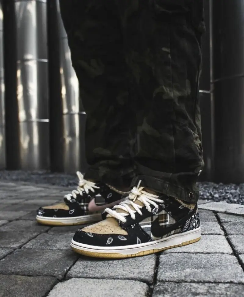 Nike Sb Dunk Low Travis Scott Bandana Semi UA - Image 3