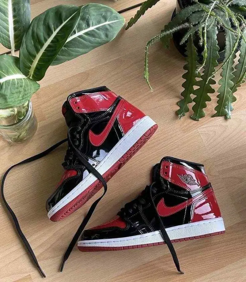 Nike Air Jordan Retro 1 Bred Patent Semi UA - Image 12