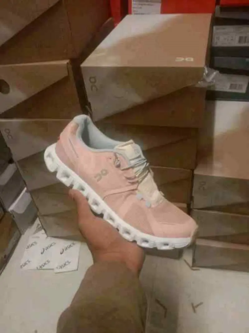 On Cloud 5 Rose Shell 702 - Image 6