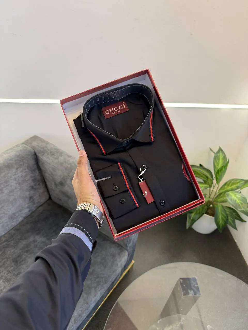 Gucci Imported box pack shirt with embroidery logo on chest black - Image 3
