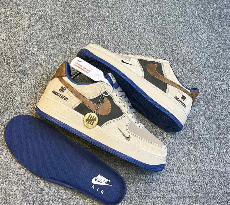 Nike AirForce Undefeated - Image 4
