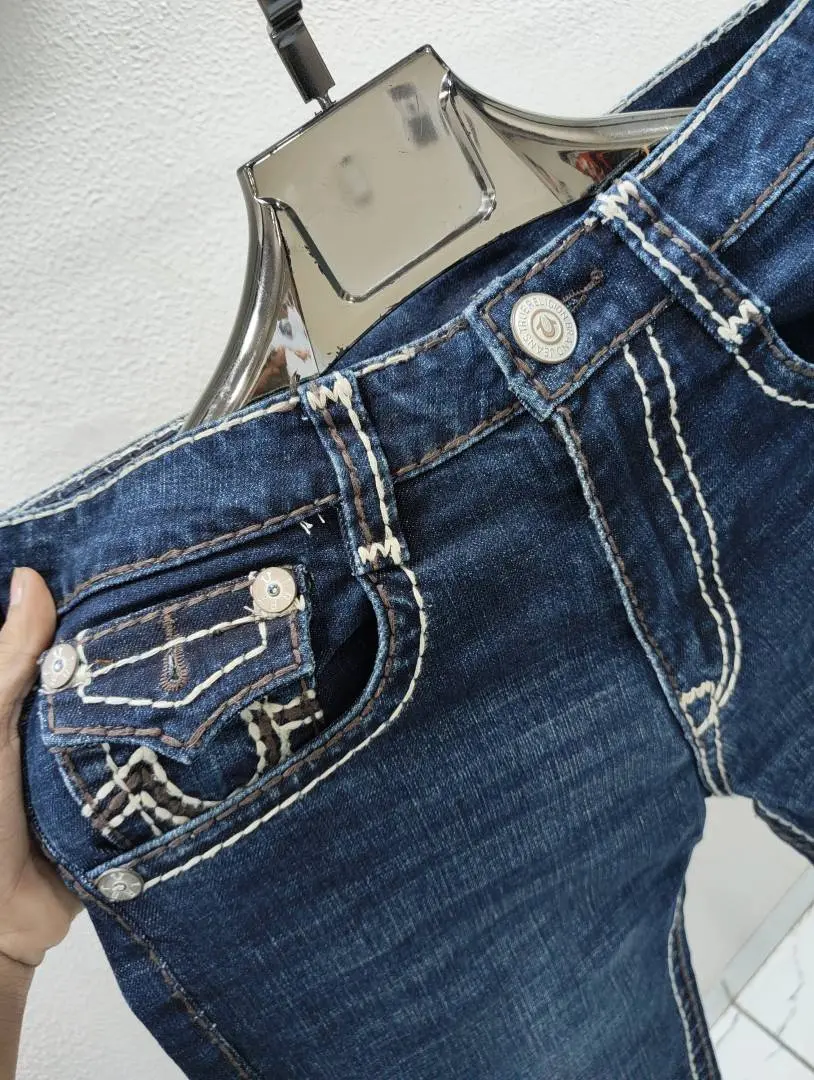 TRUE RELIGION IMPORTED STORE ARTICLE JEANS - Image 3