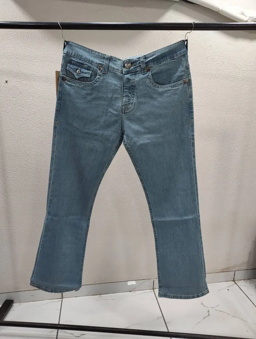 TRUE RELIGION IMPORTED STORE ARTICLE JEANS - Image 2